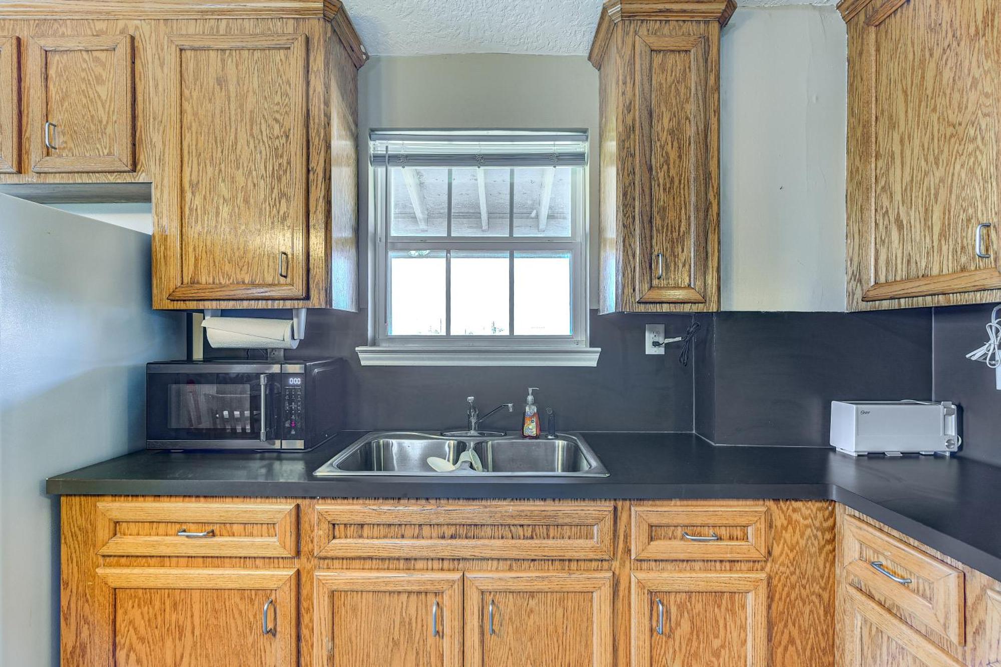 Crystal Beach Home With 2 Grills Walk To Shore! Экстерьер фото
